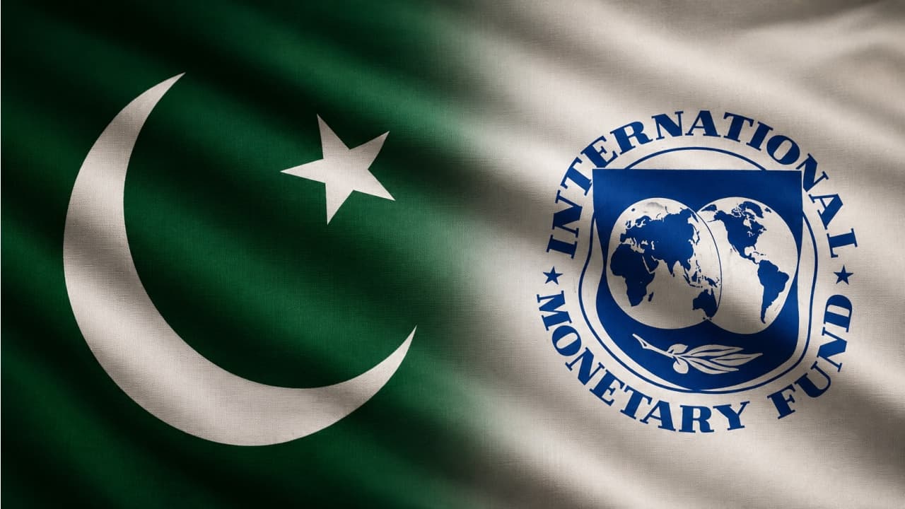 IMF urges Pakistan to prioritise economic growth reforms over fiscal targets
