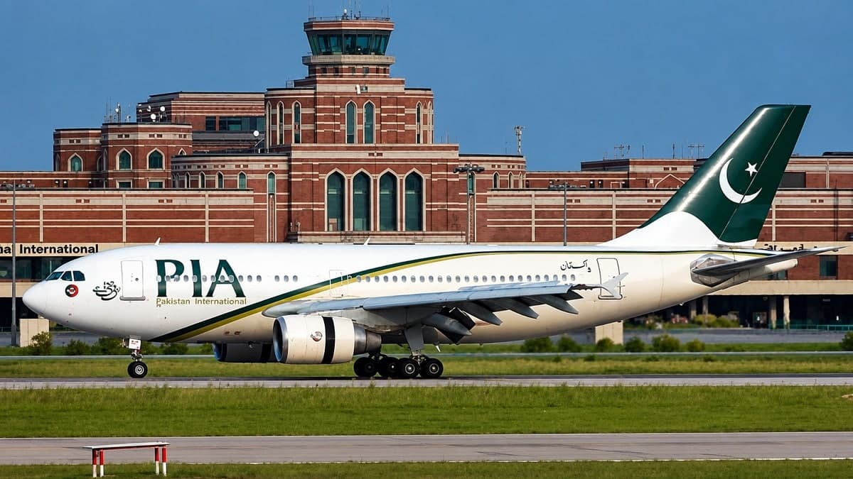 PIA offers 30 percent discount on flights to Toronto