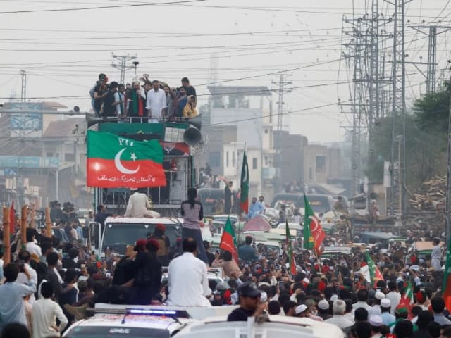 PTI forms committee to probe failed long march and internal leadership