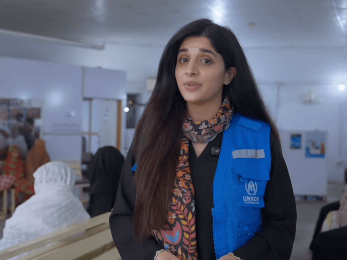 Mawra Hocane visits repatriation centre to support refugees with UNHCR